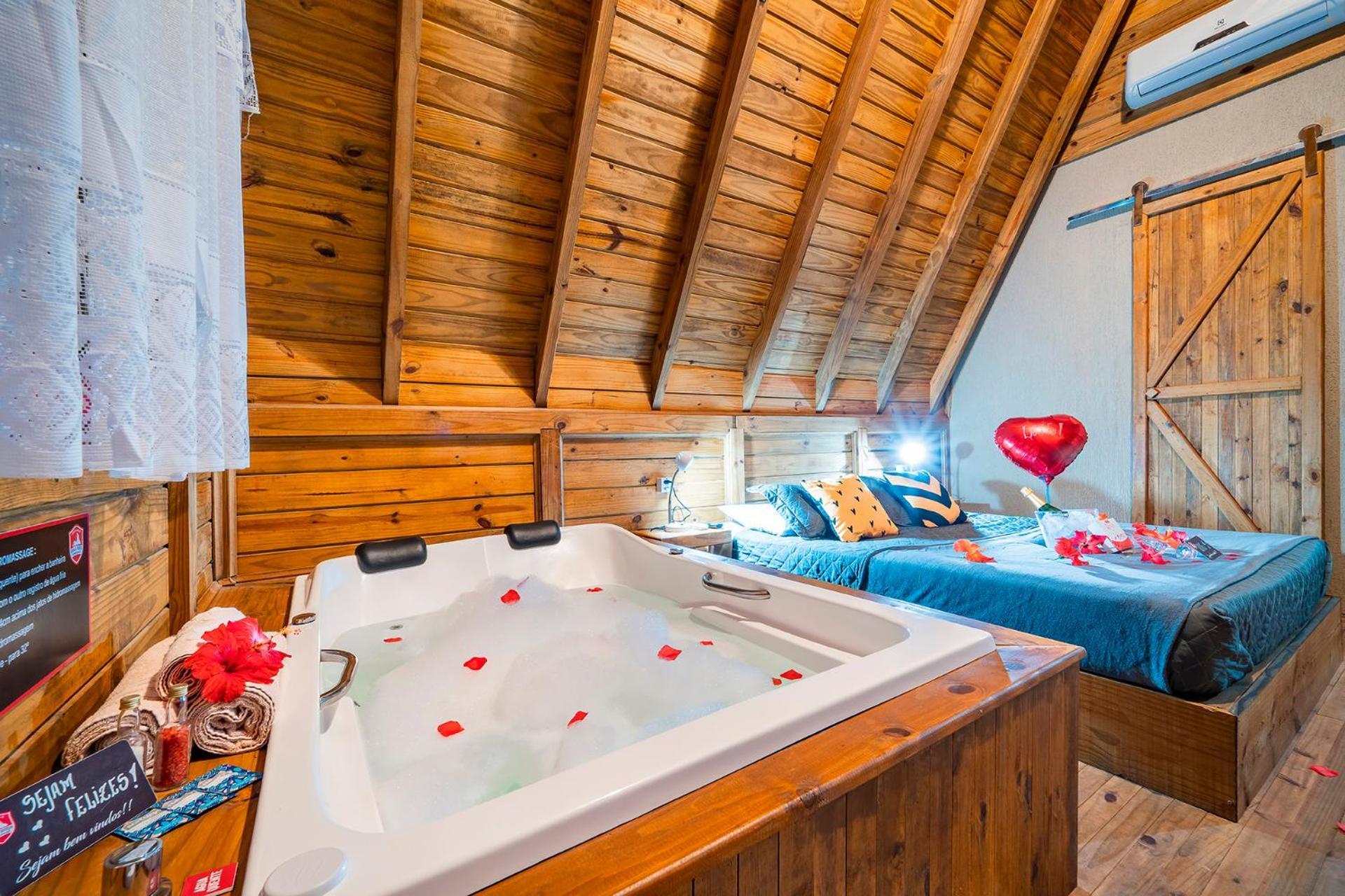 Chalet with Jacuzzi - Disability Access